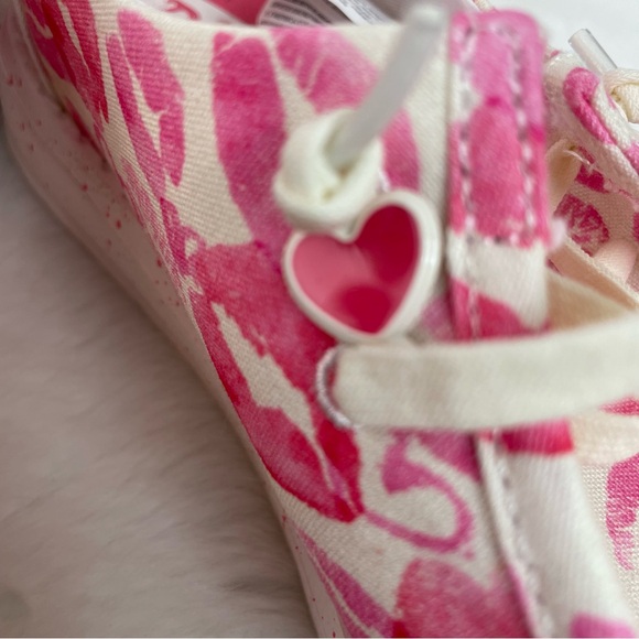 Hey Dude Wendy Kisses Shoes Size 9 - Picture 3 of 7